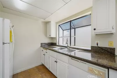 1251 S Meadow #120, Colton, CA 92324 - Photo 12