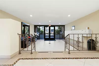 1735 N Fuller Ave #330, Los Angeles, CA 90046 - Photo 36
