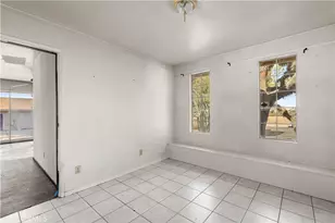 56484 Onaga, Yucca Valley, CA 92284 - Photo 10