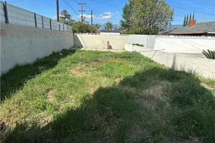 114 Acacia Ave, Rialto, CA 92376 - Photo 26