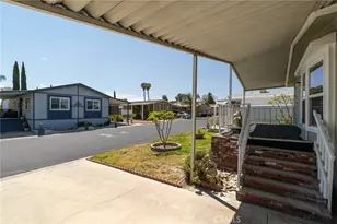 2598 Ayala Dr, Rialto, CA 92377 - Photo 4