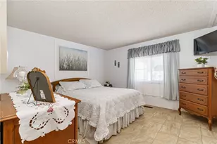 2598 Ayala Dr, Rialto, CA 92377 - Photo 20