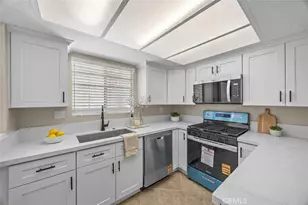 174 W Walnut, Rialto, CA 92376 - Photo 4