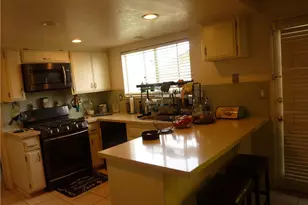 13766 Burning Tree Dr, Victorville, CA 92395 - Photo 12