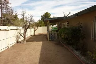 13766 Burning Tree Dr, Victorville, CA 92395 - Photo 32