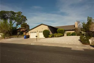 13766 Burning Tree Dr, Victorville, CA 92395 - Photo 4