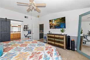 15458 Gatwick Ave, Fontana, CA 92336 - Photo 22