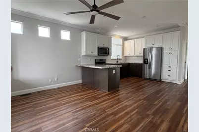 31130 S General Kearny, Temecula, CA 92591 - Photo 4