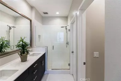 1012 Eucalipto Place, Montebello, CA 90640 - Photo 32