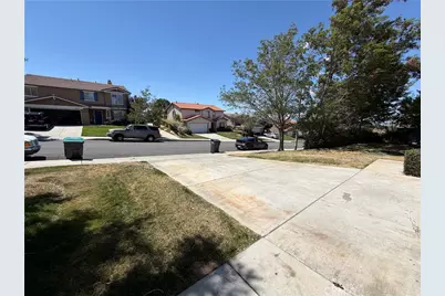 38646 Annette Avenue, Palmdale, CA 93551 - Photo 4