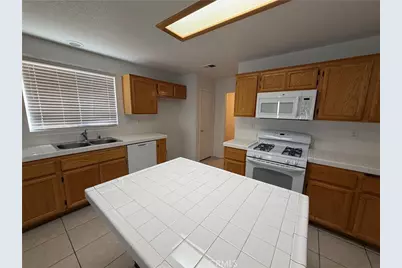 38646 Annette Avenue, Palmdale, CA 93551 - Photo 24