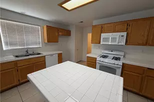 38646 Annette Ave, Palmdale, CA 93551 - Photo 24