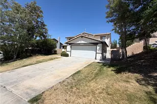 38646 Annette Ave, Palmdale, CA 93551 - Photo 2