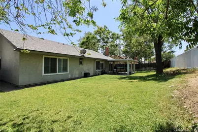 1252 N Mulberry Ave, Rialto, CA 92376 - Photo 16