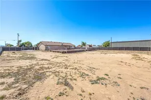 8305 Topaz, Hesperia, CA 92344 - Photo 44