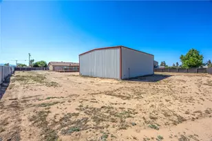 8305 Topaz, Hesperia, CA 92344 - Photo 42