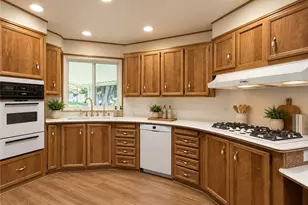 929 E Foothill Blvd, Upland, CA 91786 - Photo 2
