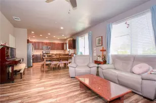 13434 Warren Pl, Victorville, CA 92395 - Photo 10