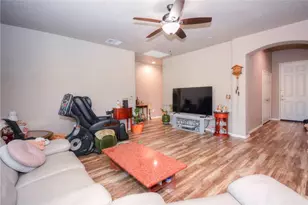 13434 Warren Pl, Victorville, CA 92395 - Photo 12
