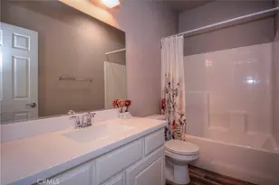 13434 Warren Pl, Victorville, CA 92395 - Photo 28