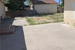 1710 Shamrock, Bakersfield, CA 93304 - Photo 6