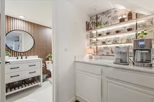 15129 Magnolia, Sherman Oaks, CA 91403 - Photo 10