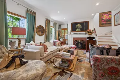 133 S Canon Drive, Beverly Hills, CA 90212 - Photo 2