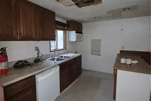 23480 Knapps Cutoff, Crestline, CA 92325 - Photo 20