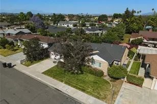 824 N Redondo E, Anaheim, CA 92801 - Photo 6