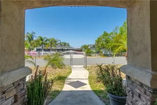 14888 Ivy Ave, Fontana, CA 92335 - Photo 32