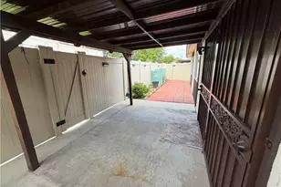2110 Hawthorne Ct, San Bernardino, CA 92404 - Photo 22