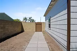 334 N Vernon, Azusa, CA 91702 - Photo 16