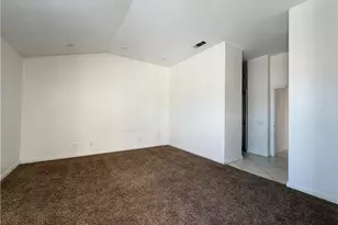 16283 Salinas, Victorville, CA 92394 - Photo 8