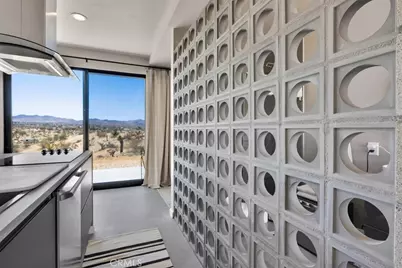 6250 Avalon, Yucca Valley, CA 92284 - Photo 14