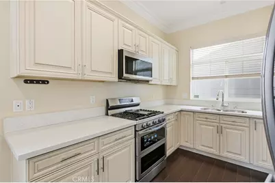 7608 Ani Way, North Hollywood, CA 91605 - Photo 8