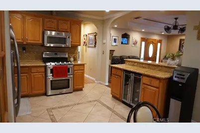 5032 N Bonnie Cove Avenue, Covina, CA 91724 - Photo 10