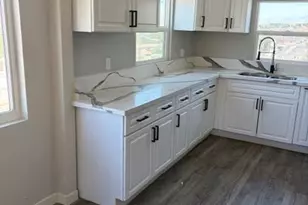 16665 A St, Victorville, CA 92395 - Photo 2