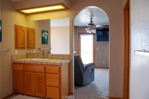 8465 Cedar Ct, Phelan, CA 92371 - Photo 48