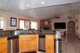 8465 Cedar Ct, Phelan, CA 92371 - Photo 36