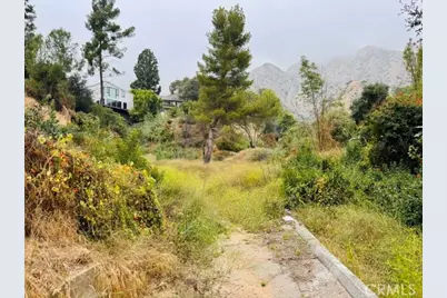333 Wistaria Way, Sierra Madre, CA 91024 - Photo 2
