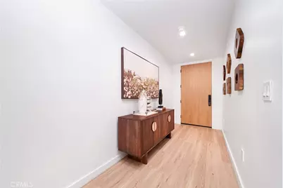 13946 Chandler, Sherman Oaks, CA 91401 - Photo 12