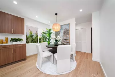 13946 Chandler, Sherman Oaks, CA 91401 - Photo 22
