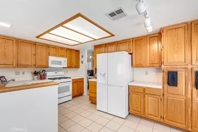 3246 Barn Owl Way, La Verne, CA 91750 - Photo 18