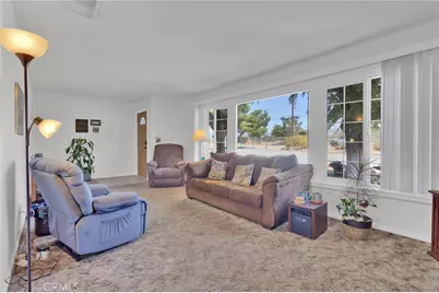 15884 El Centro Street, Hesperia, CA 92345 - Photo 8