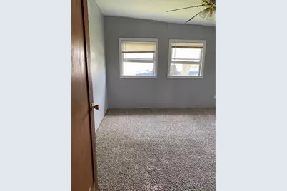 581 E Menlo, Hemet, CA 92543 - Photo 2