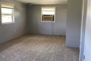 581 E Menlo, Hemet, CA 92543 - Photo 4