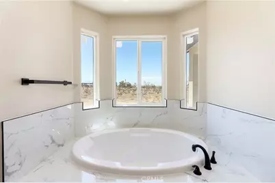 11152 Chipmunk Road, Apple Valley, CA 92308 - Photo 58
