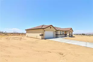 11152 Chipmunk Rd, Apple Valley, CA 92308 - Photo 14