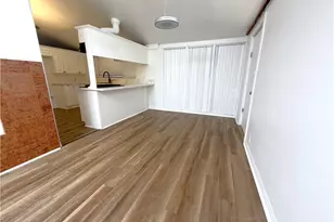 22238 Flanco Rd, Woodland Hills, CA 91364 - Photo 6