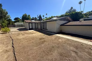 22238 Flanco Rd, Woodland Hills, CA 91364 - Photo 2